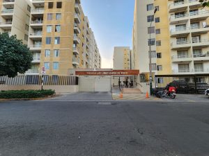 Fachada del condominio Los Libertadores departamento de Surco